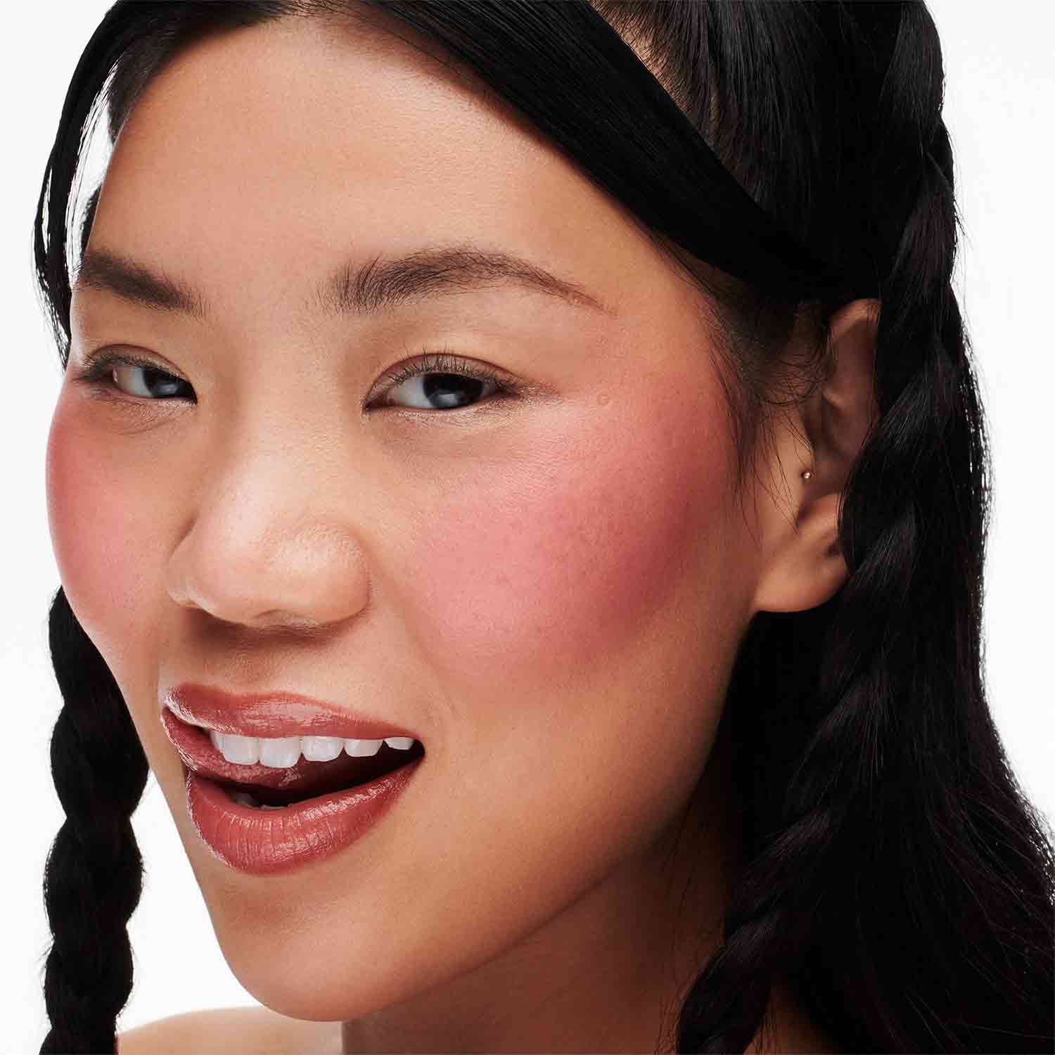GLOW PLAY CUSHIONY BLUSH (BLUSH EN CREMA)